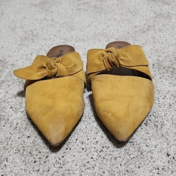 Jeffrey Campbell Suede Charlin Bow Pointy Toe Flat Mule Mustard Yellow Size 8 - Picture 6 of 12